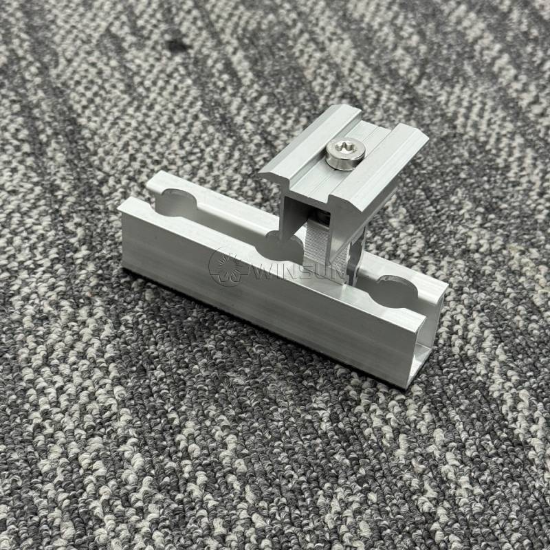 U-Shaped Mini Rail Compatible With Quick-Mount Clamps Installation view of Quick-Mount Mid Clamp secured on U-Shaped Mini Rail